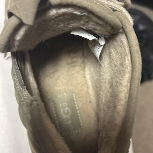 UGG Mens Size 8 Neumel Zip Quilting Chukka Boot Moss Green 1114194 Shoes - Picture 5 of 10